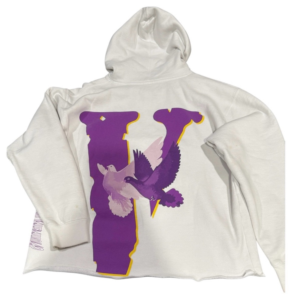 Vlone - Picture 2 of 2